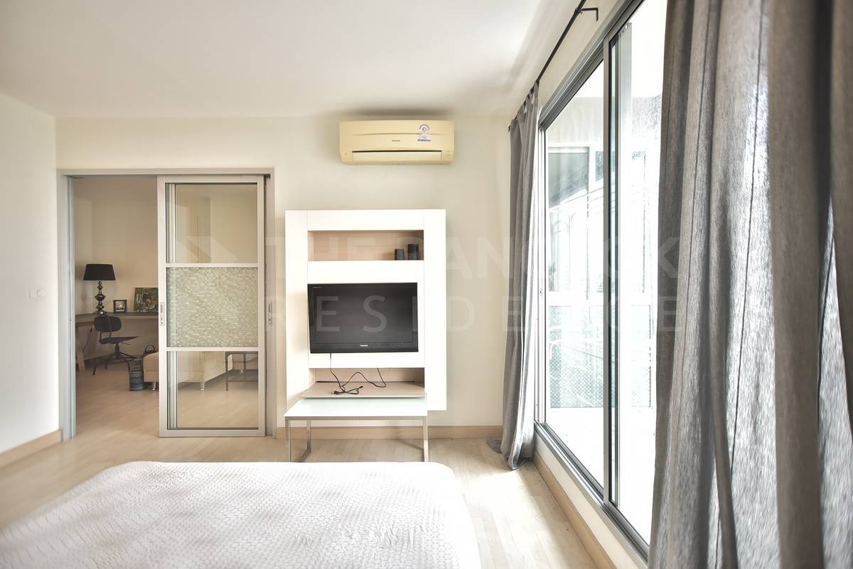 picture RHYTHM Ratchada Comfortable and Ready to Move-in near MRT Ratchadaphisek Station - 9/10