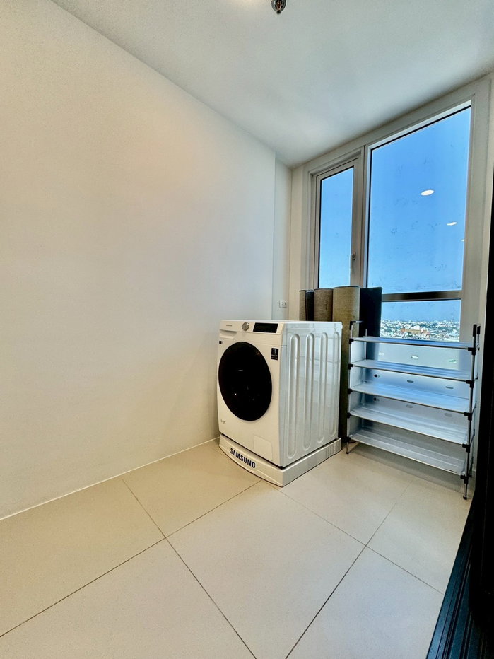 รูป CD287/ปล่อยเช่า XT Huai Khwang ห้องใหญ่ 2 ห้องนอน ชั้นสูง (ชั้น 19) วิวสวย เฟอร์นิเจอร์ครบ พร้อมเข้าอยู่ - รูปที่ 6/6