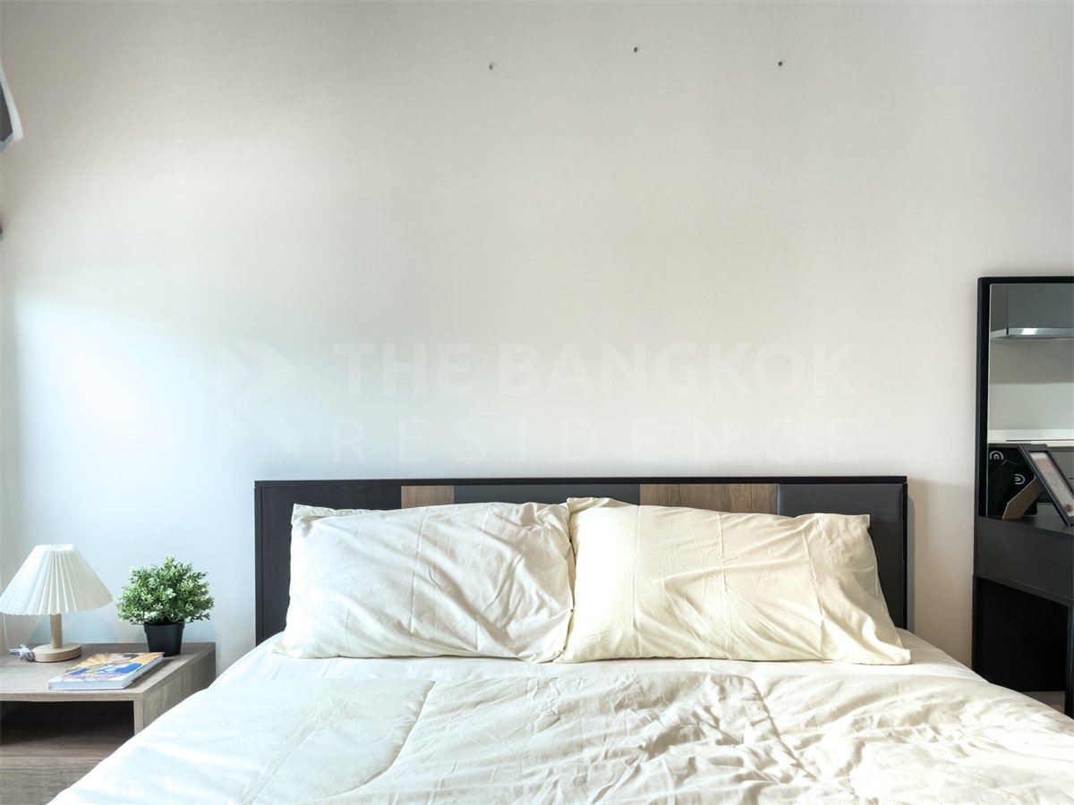 picture RHYTHM Rangnam near BTS Victory Monument Exclusive Unit from Top Brands - 6/10