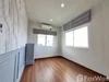 listing thumbnail image 33