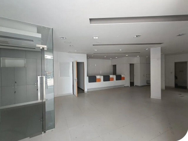 picture FOR SALE  OFFICE PROPERTY  8244000 BAHT. - 2/8