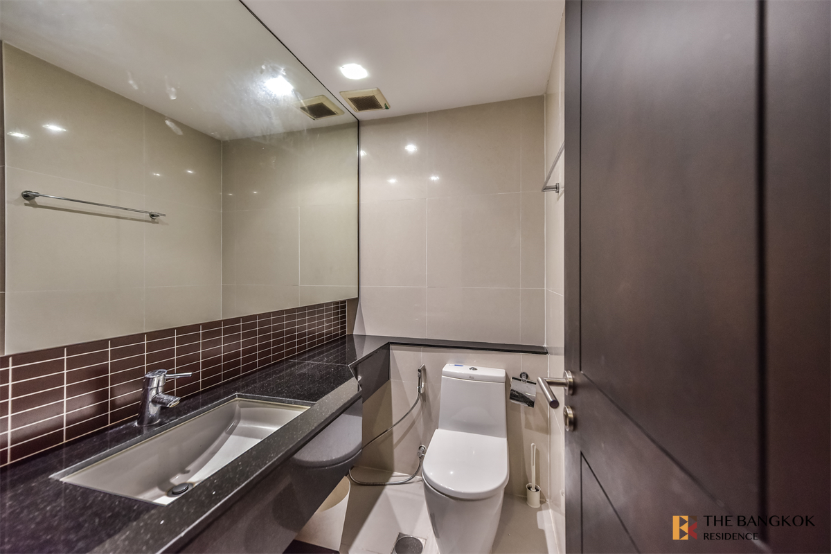 picture Sathorn Garden  Condo with the Best Location - 6/10