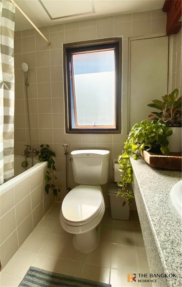 picture Adamas Phahol-ari Move-in Ready, Just Bring Your Stuff - 4/10