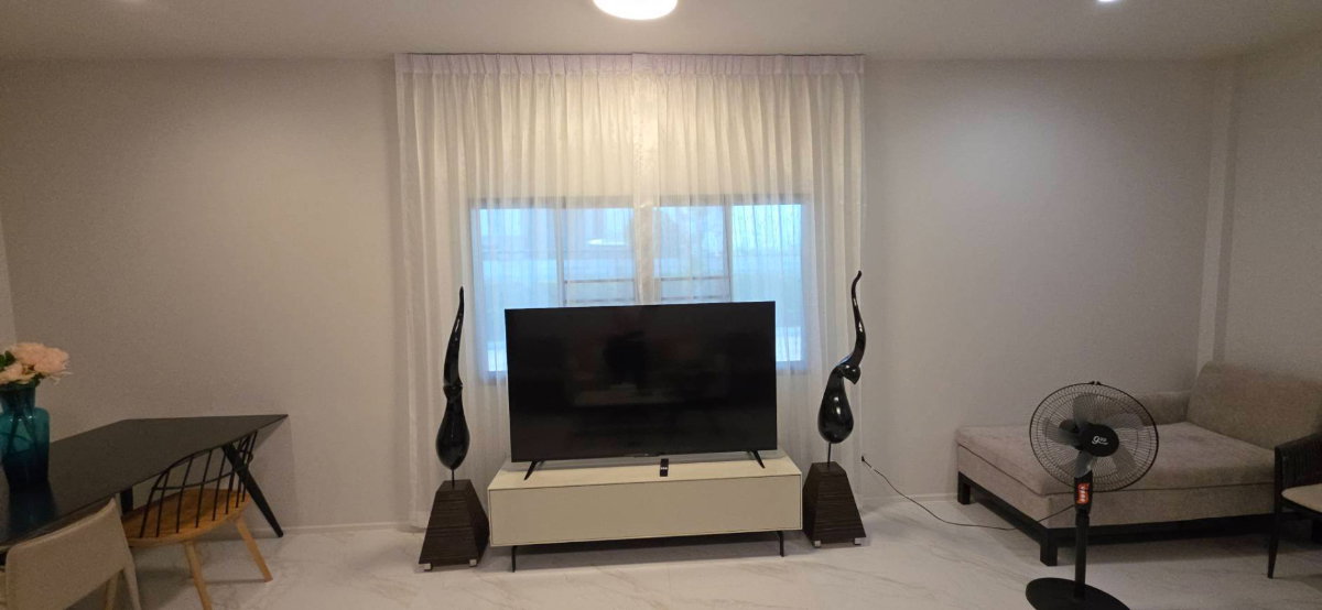 picture Ready-to-move-in 8-bedroom, 6-bathroom detached house in Phatthanakan area. - 17/22