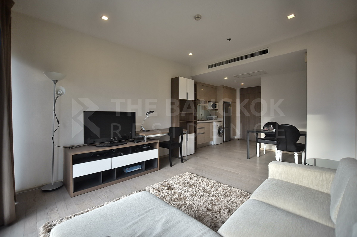 picture Noble Remix near BTS Thong Lo Easy Travel, Fully Utilized Space - 6/10
