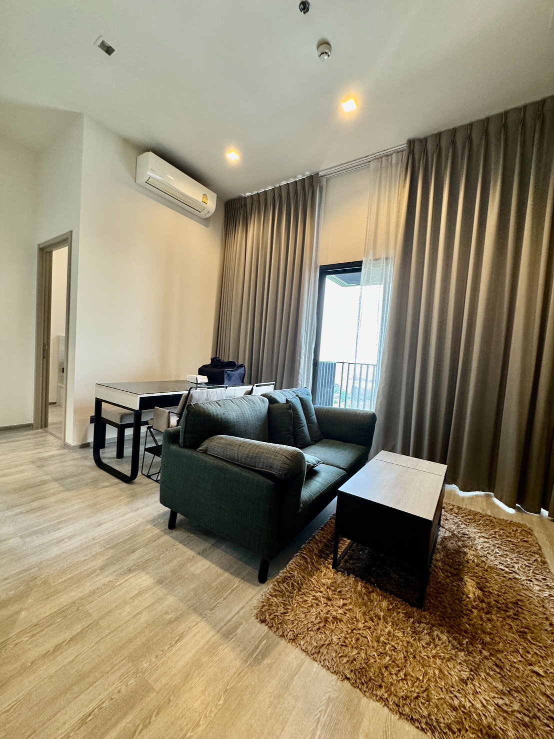 CD297/ปล่อยเช่า The Line Sukhumvit 101 | ห้องใหญ่ 2 ห้องนอน ชั้นสูง (ชั้น 35) วิวพาโนรามา พร้อมเข้าอยู่