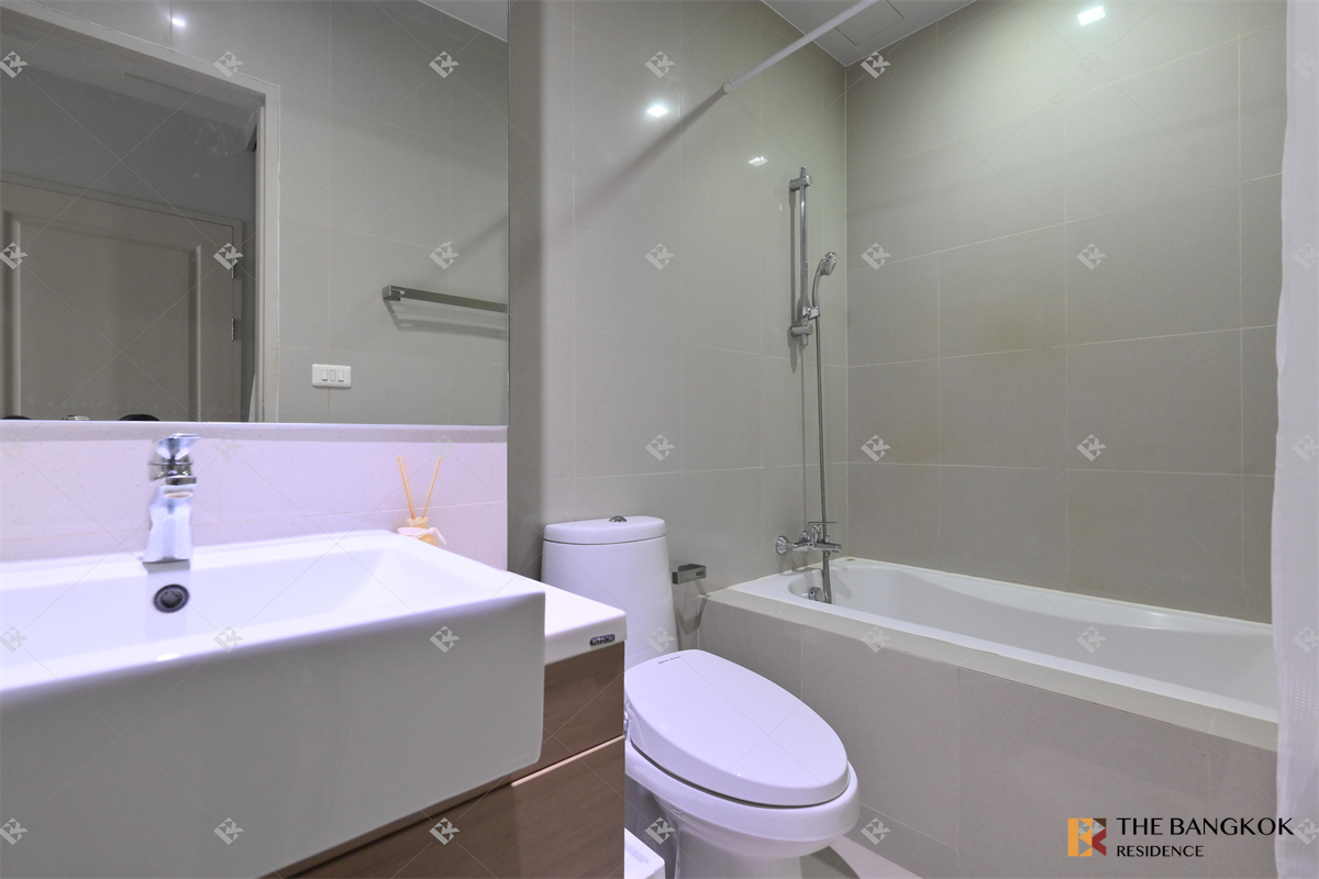 รูป สะดวกสบายพร้อมเข้าอยู่ คอนโด โนเบิล รีไฟน์ ใกล้ BTS สถานีพร้อมพงษ์ - รูปที่ 7/10