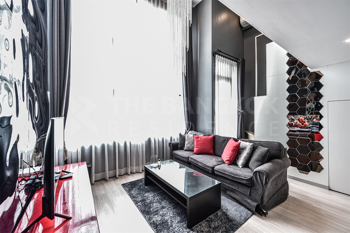 picture KnightsBridge Prime Sathorn Looking for an owner for this special unit - 4/10