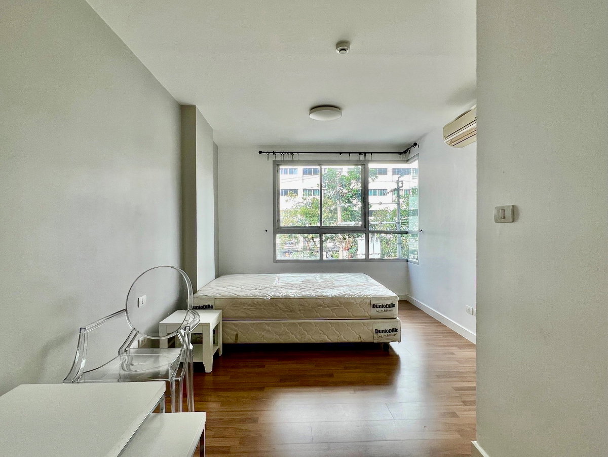 รูป ✨ขายด่วน! The Clover ทองหล่อ 18 | โลว์ไรส์สไตล์รีสอร์ท ใจกลางย่านไลฟ์สไตล์สุดชิค✨ ขนาด 1 ห้องนอน ระเบียงหันทิศเหนือ อยู่สบาย ไม่ร้อน - รูปที่ 22/29