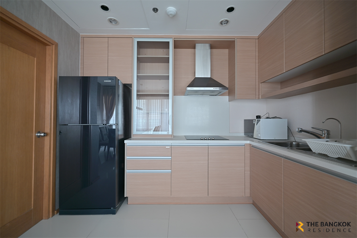 picture Move-in Ready, Just Bring Your Stuff The Emporio Place - 4/10