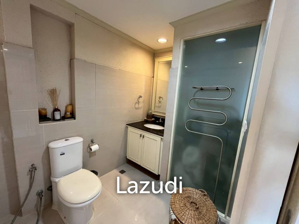 รูป 419.1 ตร.ม.  7 ห้องนอน  8 ห้องน้ำ คอนโดสำหรับ ขายใน ลุมพินี - รูปที่ 22/28
