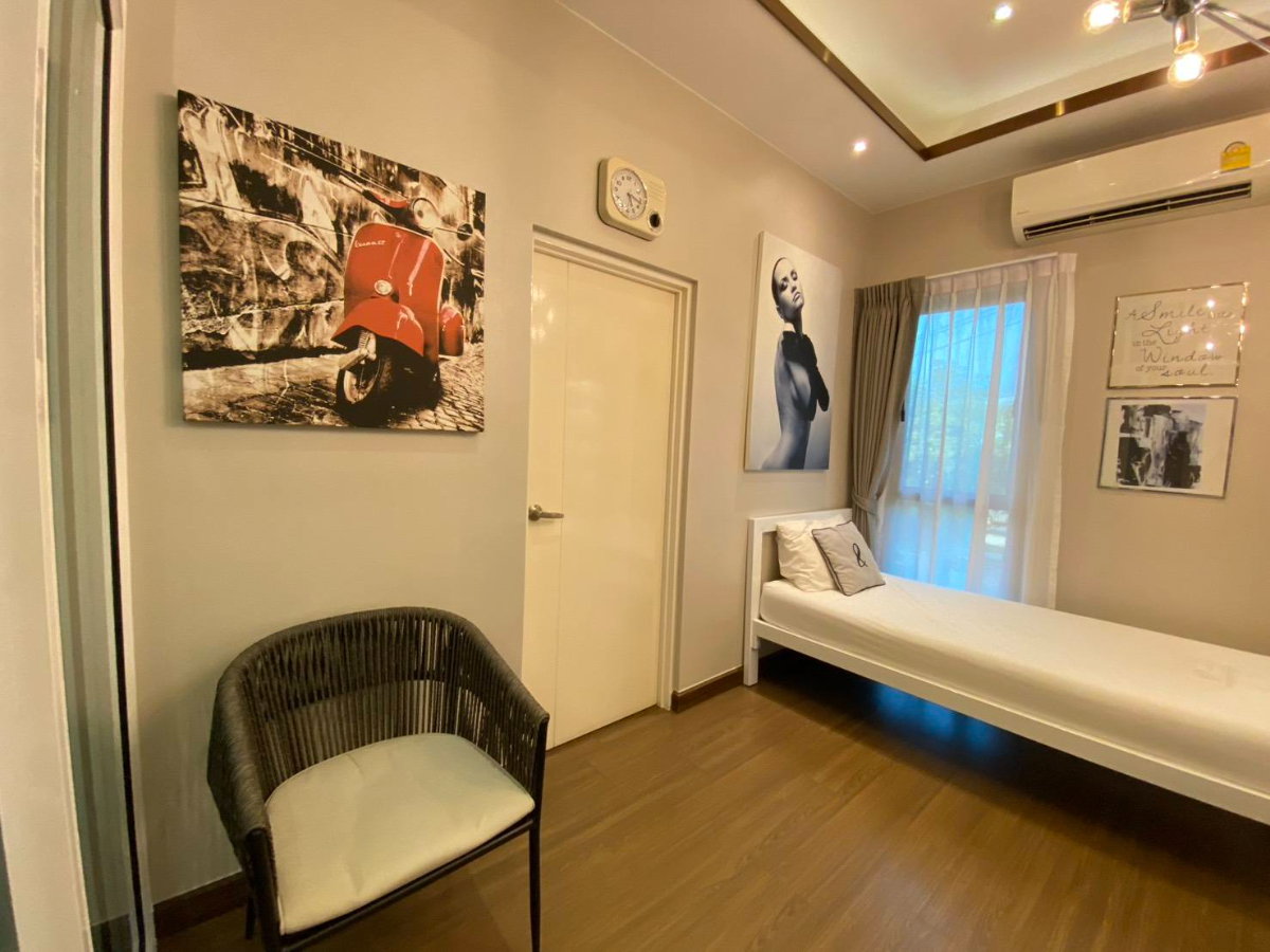 picture Ready-to-move-in 8-bedroom, 6-bathroom detached house in Phatthanakan area. - 4/22