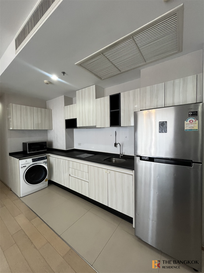 picture HQ By Sansiri  Private Unit, Fully Equipped Common Area - 2/10