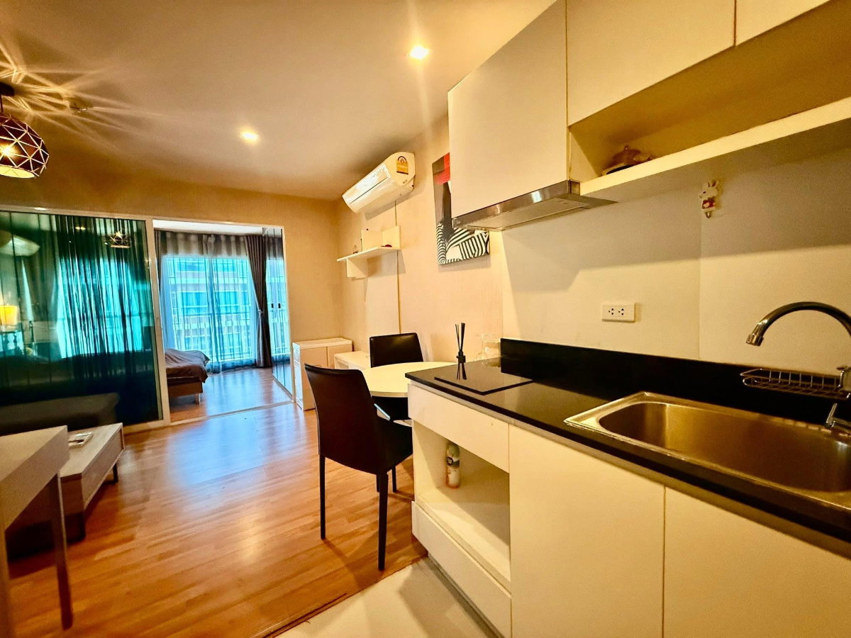 รูป code : H310 ว่างแล้ว!! คอนโดให้เช่า วี คอนโด เอกมัย - รามอินทรา (We Condo Ekkamai - Ramintra) | ห้องใหญ่ Built-in สวย ใกล้ MRT สายสีชมพู - รูปที่ 4/10