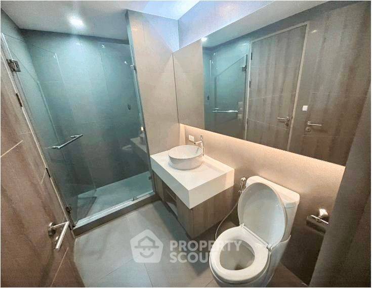 รูป คอนโด 1-ห้องนอน ที่ ทราเพโซ สุขุมวิท 16 ใกล้ MRT ศูนย์การประชุมแห่งชาติสิริกิติ์ (ID 2820639) - รูปที่ 6/7