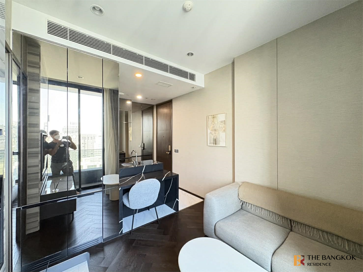 picture Don’t miss out!! Rare units The Esse Sukhumvit 36 - 9/10