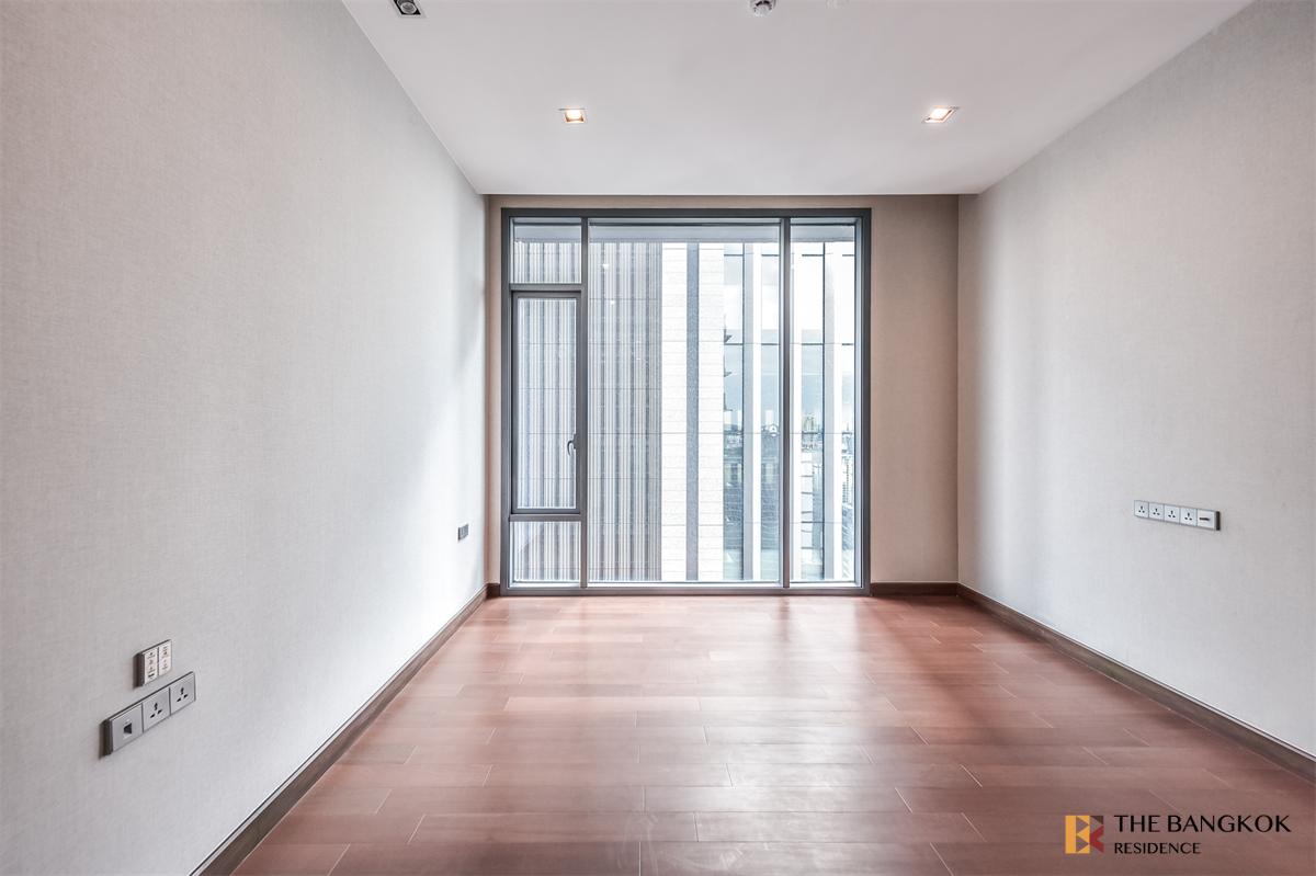 รูป คอนโด Luxury พร้อมอยู่บนทำเลที่ดีที่สุด Q1 Sukhumvit ใกล้ BTS สถานีนานา - รูปที่ 3/10