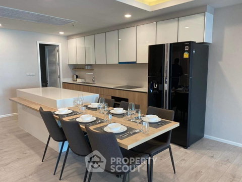 2-BR Condo at Nusasiri Grand Condominium near BTS Ekkamai (ID 1928020)