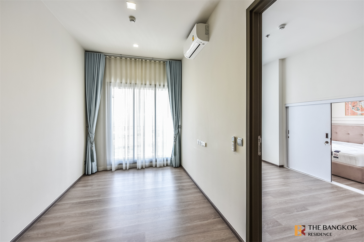 picture RHYTHM Charoenkrung Pavillion  Move-in Ready, Just Bring Your Stuff - 10/10