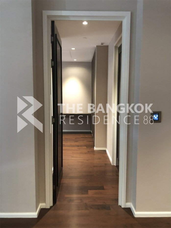picture Easy Travel, Fully Utilized Space The Diplomat 39 near BTS Phrom Phong - 8/10