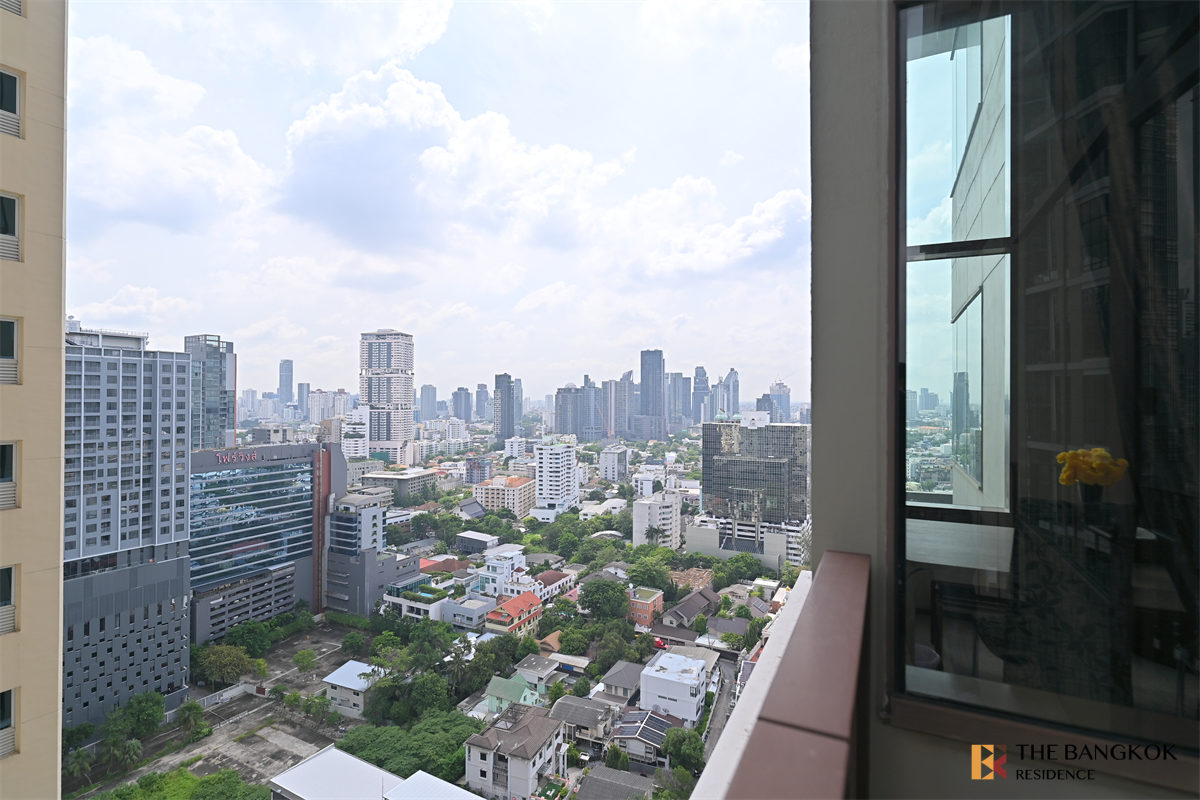 รูป ดิ เอ็มโพริโอ เพลส สะดวกสบายพร้อมเข้าอยู่ - รูปที่ 4/10