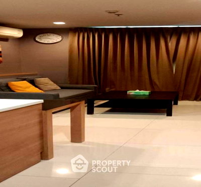 Condos for rent : Attractive Price 1-BR Condo, Rhythm Ratchada-Huaikwang, MRT Huai Khwang 100m (ID 2821852)