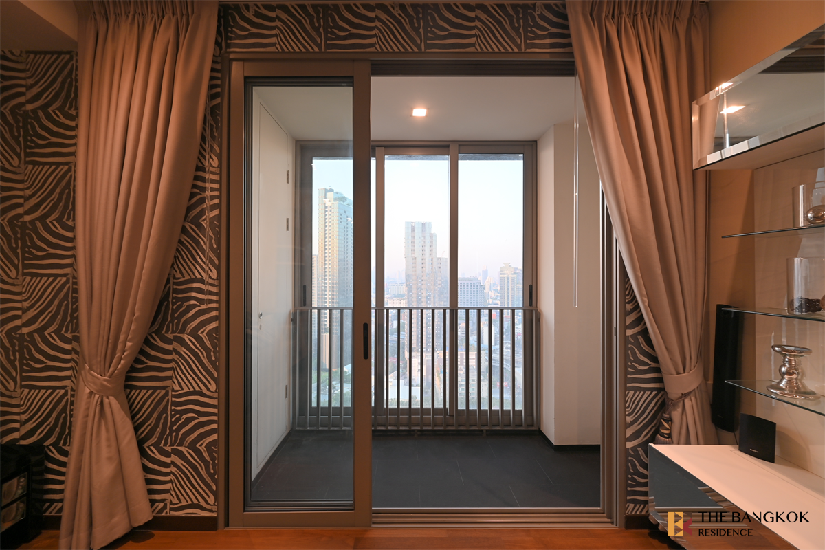 picture Popular units sell out fast Ashton Morph 38 near BTS Thong Lo - 10/10