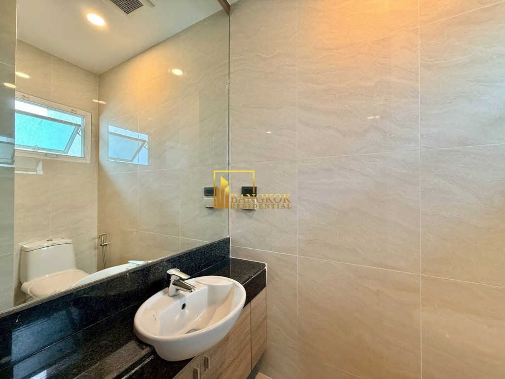 รูป Expansive 4 Bedroom Penthouse Apartment in Vibrant Area - BR20058AP - รูปที่ 8/65