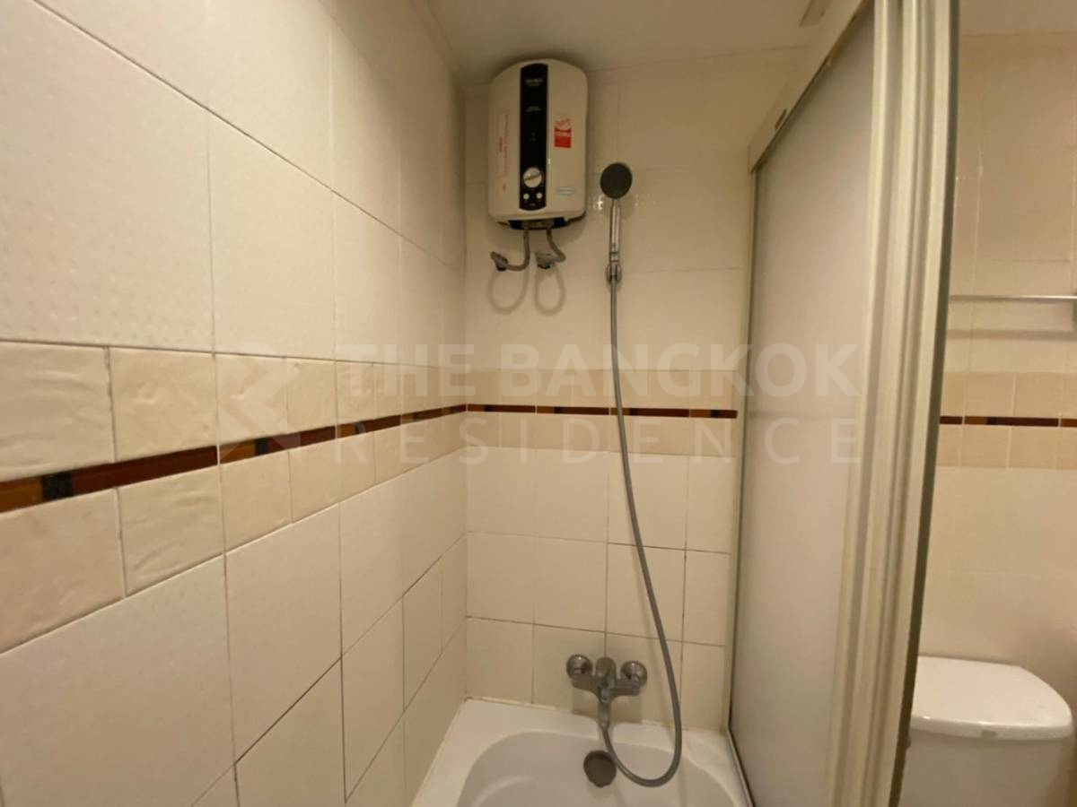 picture Lumpini Place Phahol - Saphankhwai  Condo in Business District - 9/9