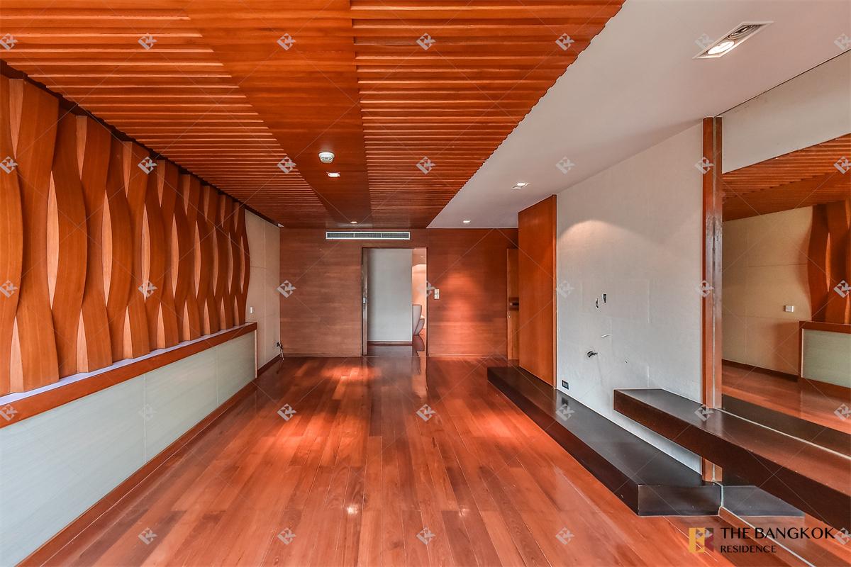 รูป สมคิด การ์เด้นท์ คอนโด Luxury ราคาพิเศษ ใกล้ BTS สถานีชิดลม - รูปที่ 1/10