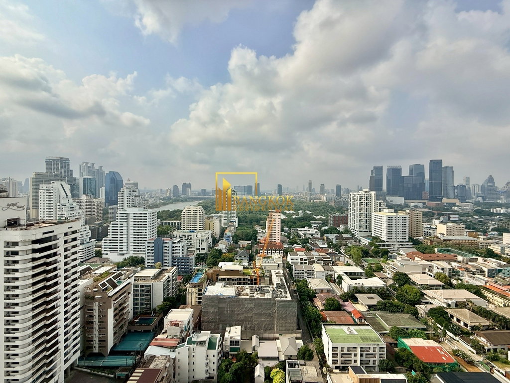 รูป Expansive 4 Bedroom Penthouse Apartment in Vibrant Area - BR20058AP - รูปที่ 7/65
