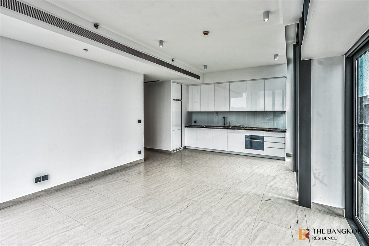 picture Luxuriously Elevated Unit Tait 12 near BTS Saint Louis - 2/9