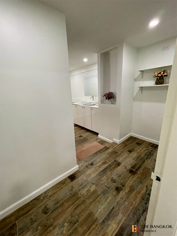 รูป คอนโด Luxury ราคาพิเศษ เพรสซิเดนท์ ปาร์ค สุขุมวิท 24 - รูปที่ 9/10