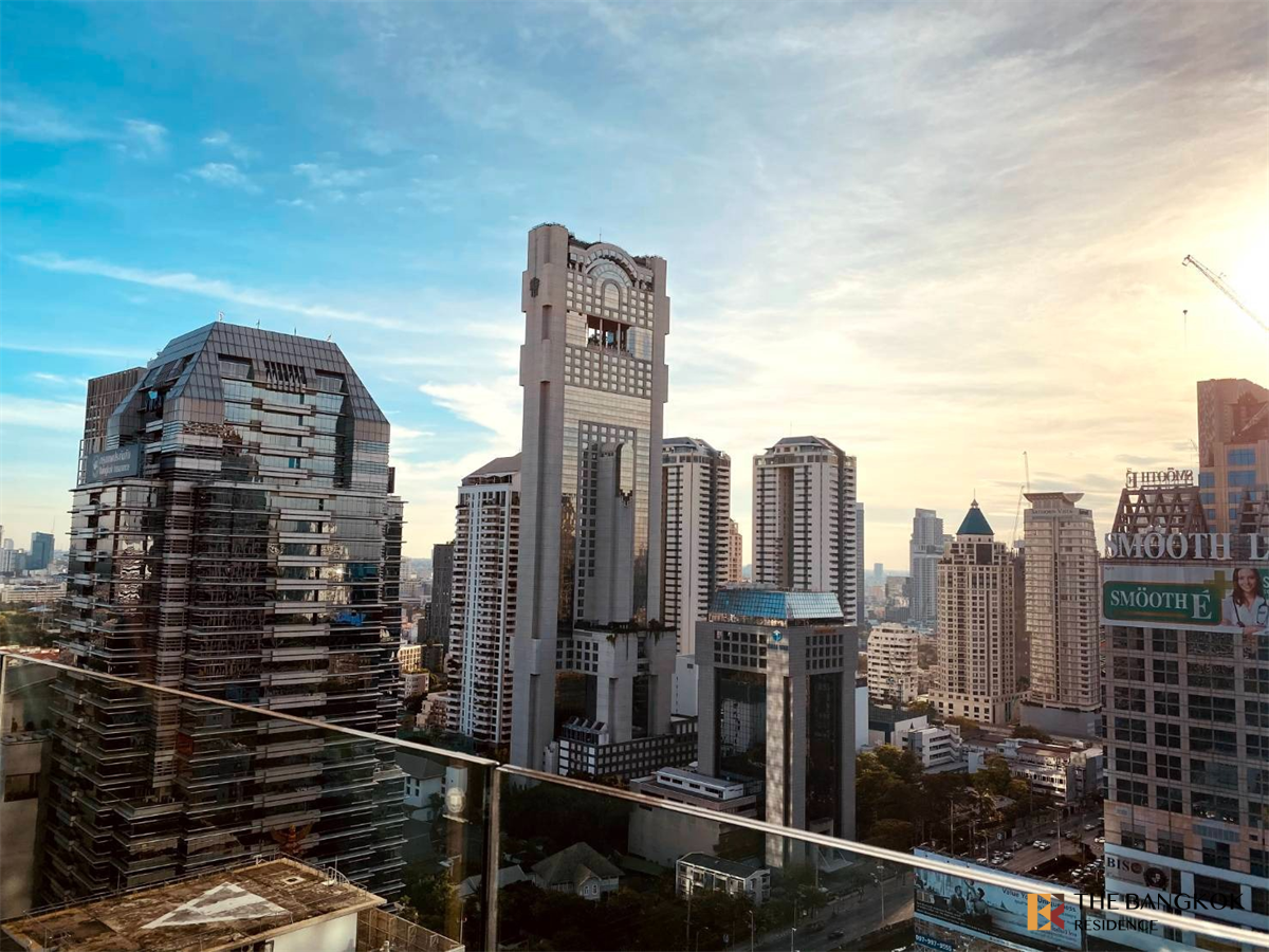 รูป ศาลาแดง วัน ใกล้ MRT สถานีลุมพินี คอนโด Luxury ทำเลใจกลางเมือง - รูปที่ 8/9