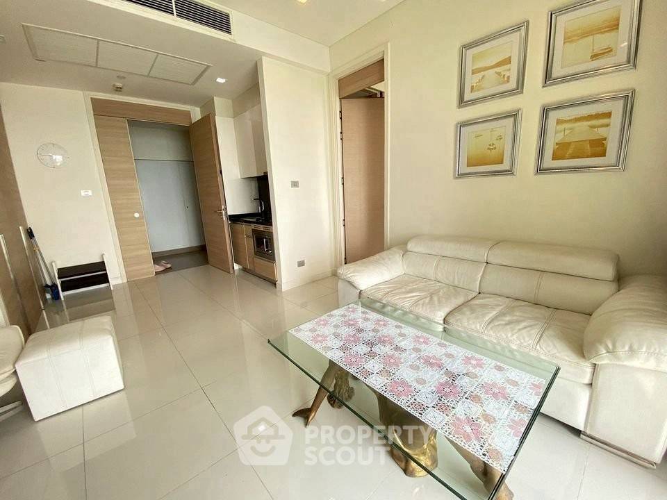 รูป คอนโด 1-ห้องนอน ที่ รีเฟล็คชั่น จอมเทียน บีช พัทยา ใกล้ เมืองพัทยา (ID 2819467) - รูปที่ 11/13