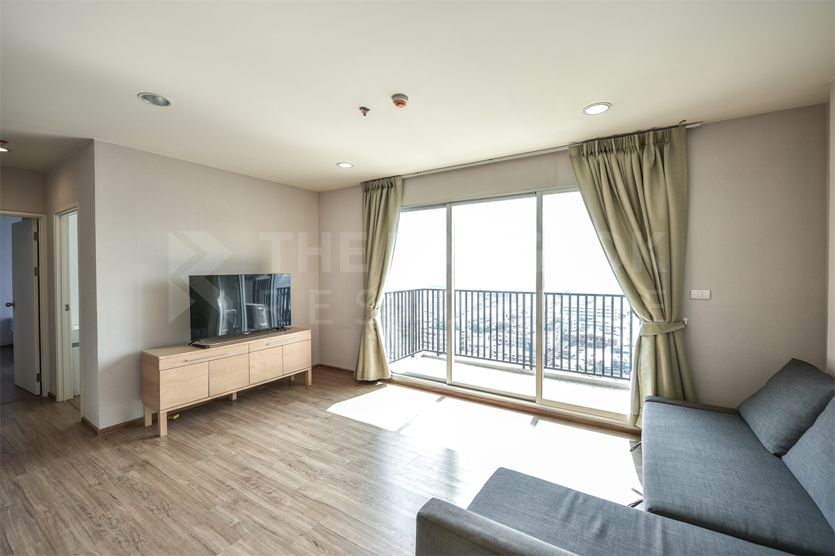 picture Fuse Chan-Sathorn  Condo Near MRT to Save More Time - 7/10