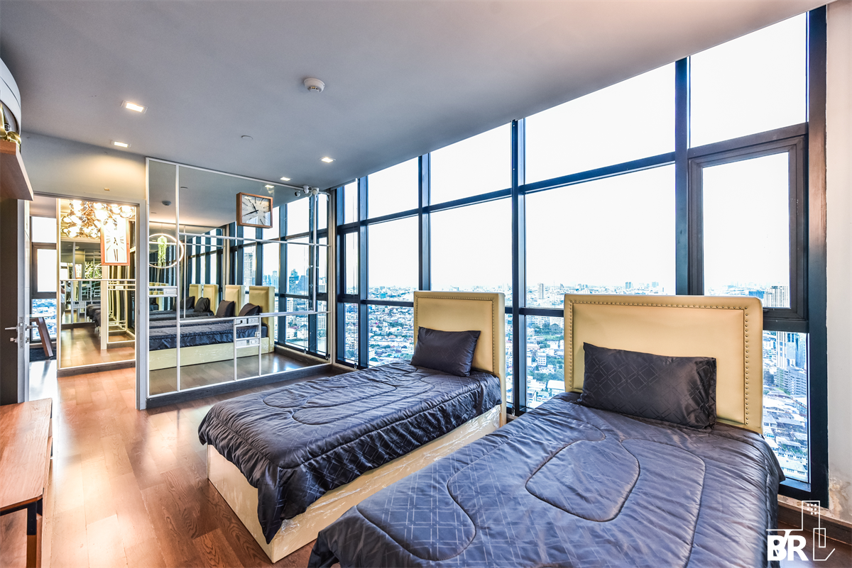รูป คอนโด Luxury ทำเลใจกลางเมือง เออร์บาโน่ แอบโซลูท สาทร-ตากสิน ใกล้ BTS สถานีกรุงธนบุรี - รูปที่ 2/10