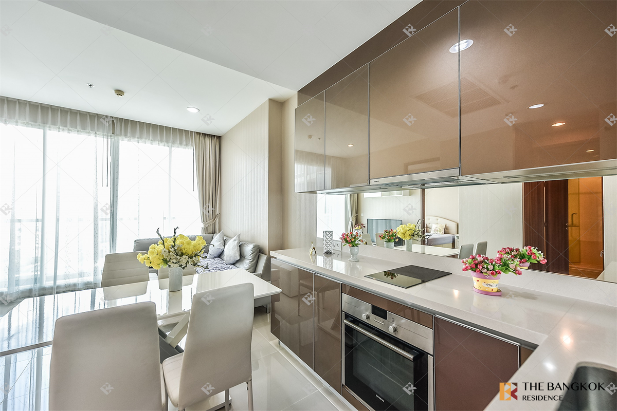 picture Move-in Ready, Just Bring Your Stuff Menam Residences - 4/10