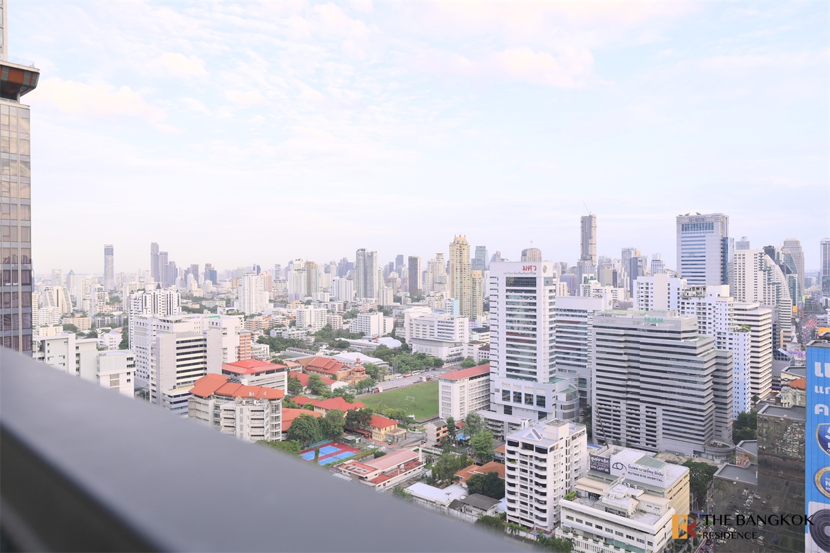 picture Hurry to book!! Limited quantity Q Asoke near MRT Phetchaburi Station - 5/10