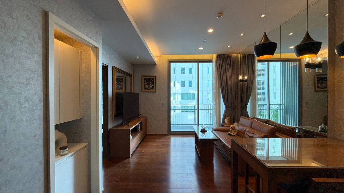รูป 𝗬𝗔𝗞𝗬𝗔𝗜 𝗙𝗢𝗥 𝗥𝗘𝗡𝗧 Quattro by Sansiri – ห้องใหญ่ 55 ตร.ม. ใจกลางทองหล่อ สไตล์ Wooden Classic ใกล้ BTS ทองหล่อ 🚆 ติด Marche Thonglor  - รูปที่ 2/12