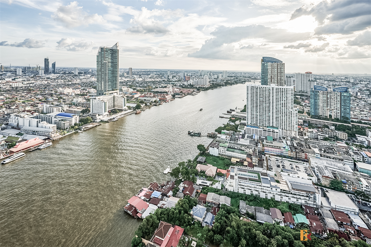 picture Chapter Charoennakhorn-Riverside Full-featured common area - 5/9