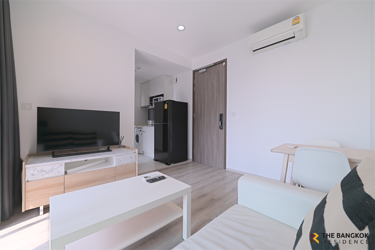 picture Ideo Mobi Asoke near MRT Phetchaburi Station Book before anyone else - 1/10