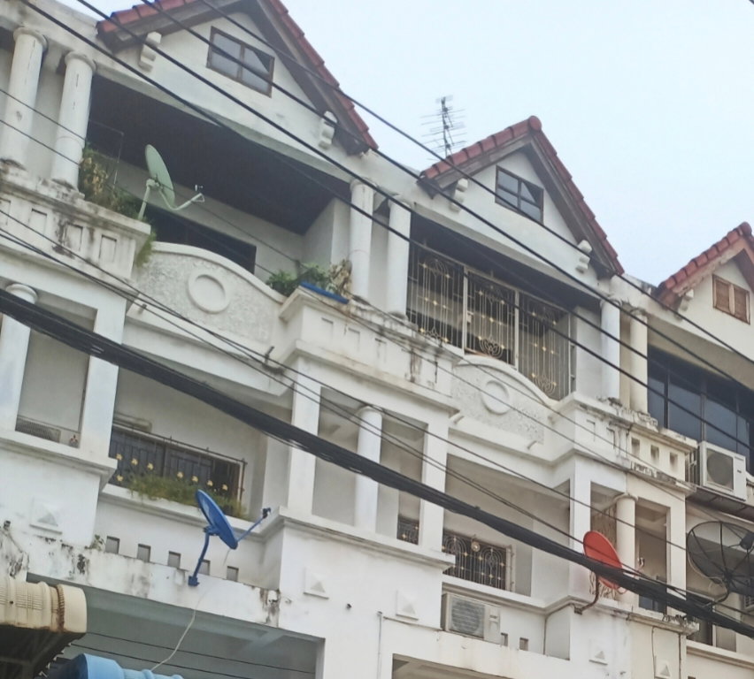 รูป ให้เช่า หมู่บ้านสินสุขเพลส พระราม 7  พื้นที่ 24 ตร.วา (3 ห้องนอน 3 ห้องน้ำ) - รูปที่ 6/9