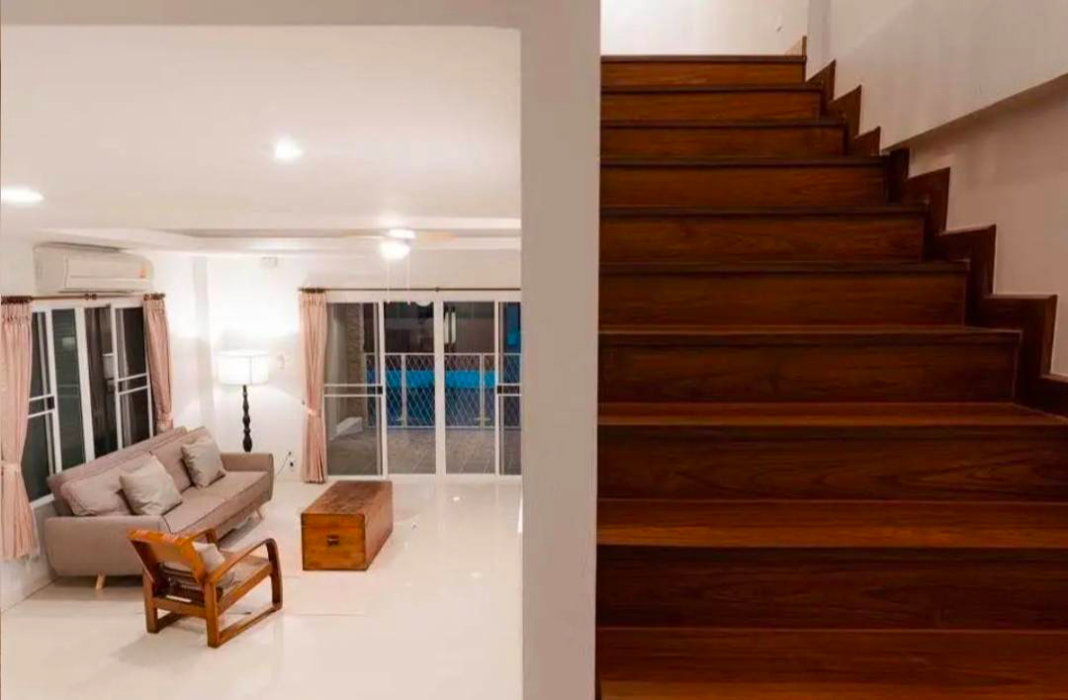 รูป บ้านแฝดให้เช่า 2 ชั้น 3 ห้องนอน 3 ห้องน้ำ ใจกลางเมืองเชียงใหม่ ใกล้มหาวิทยาลัยเชียงใหม่ (R1078) T.0946511456 - รูปที่ 4/12