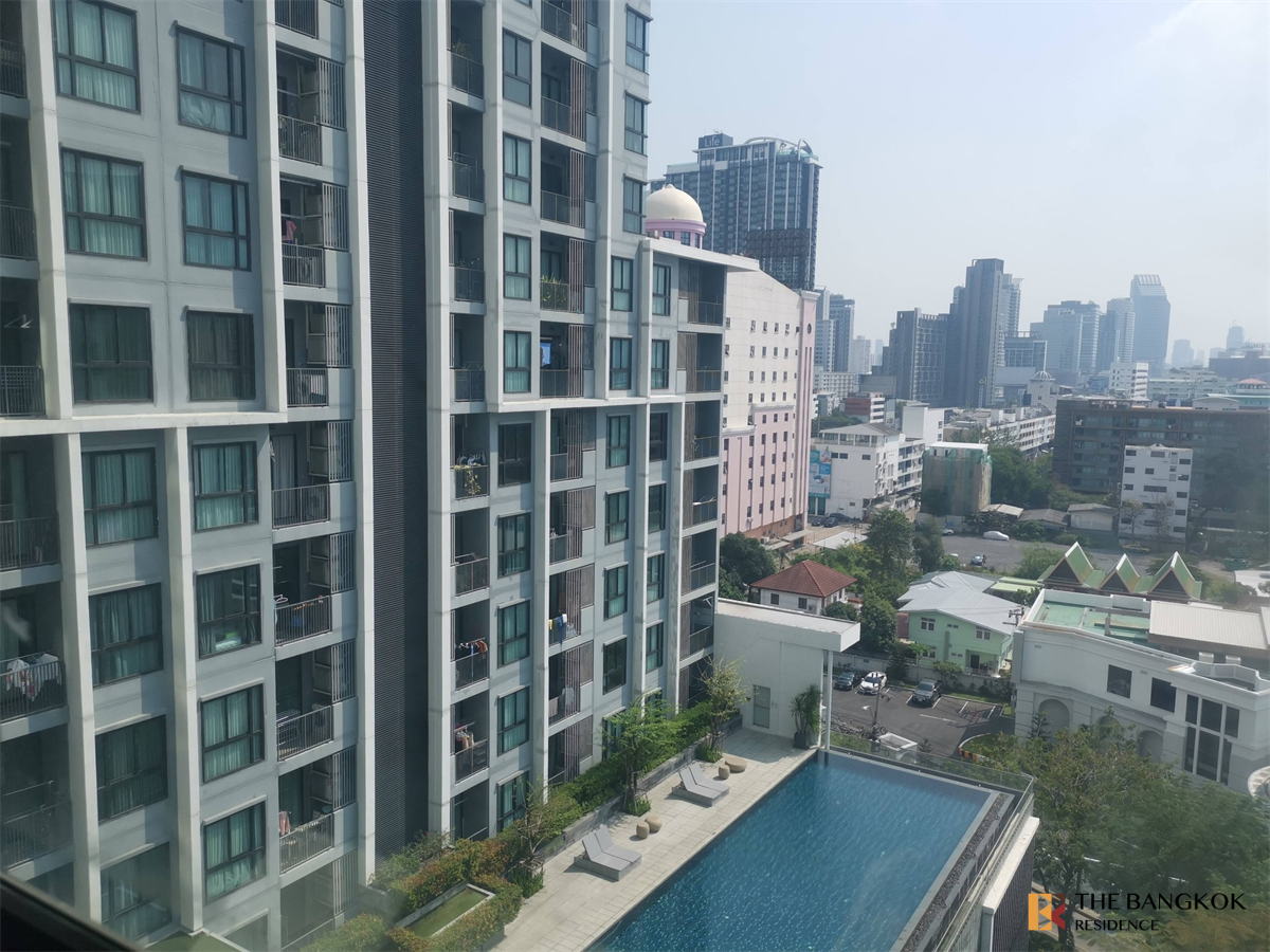 picture Move-in Ready, Just Bring Your Stuff Quinn Condo Ratchada near MRT Sutthisan Station - 3/9