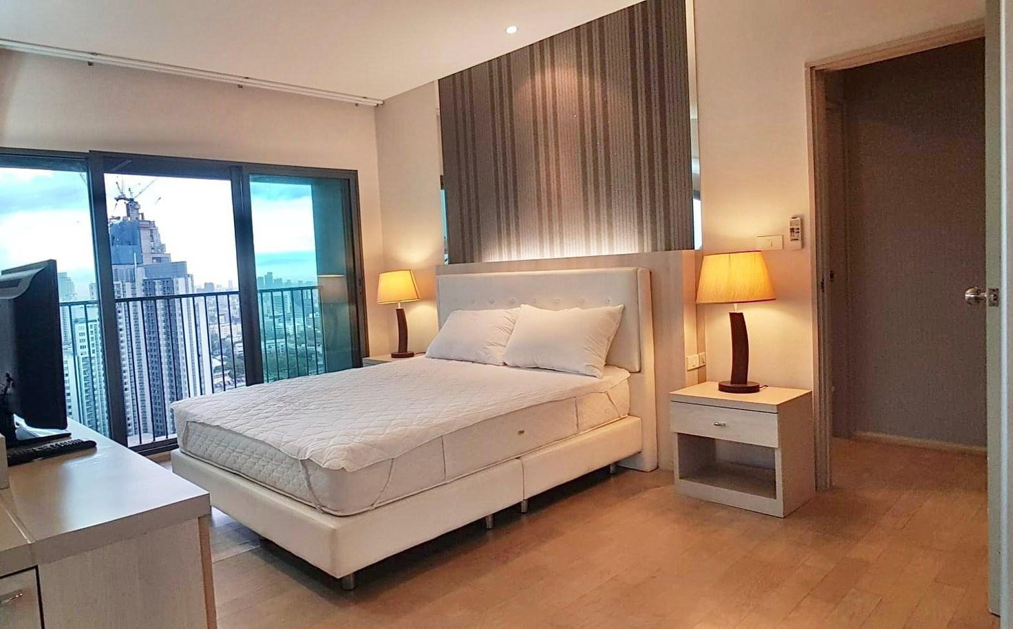 รูป LTHC6584 – Noble Remix FOR RENT 3 beds 3 baths Size 141.48 Sq.M.Near BTS Thong Lor stations ONLY 90k/month - รูปที่ 5/6