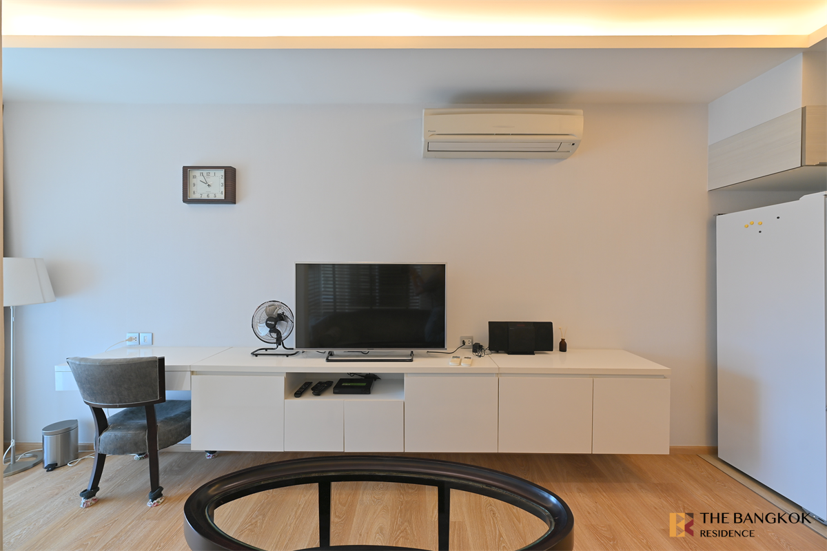 picture H Sukhumvit 43  Condo in Prime Location, Attractive Price - 7/10