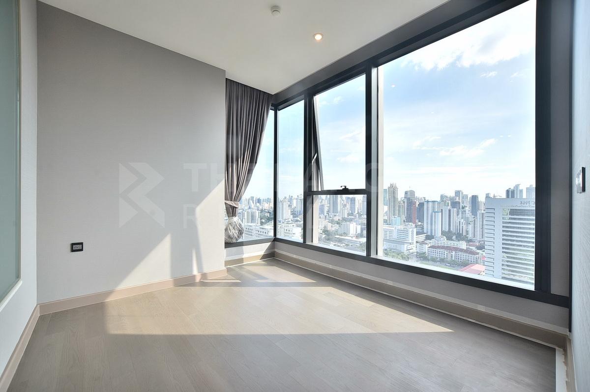 picture THE ESSE at SINGHA COMPLEX near MRT Phetchaburi Station Special Unit, Great Value - 6/10