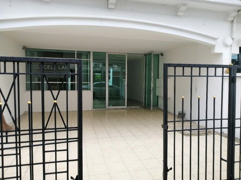 FOR RENT  TOWNHOUSE PROPERTY  35000 BAHT per MONTH