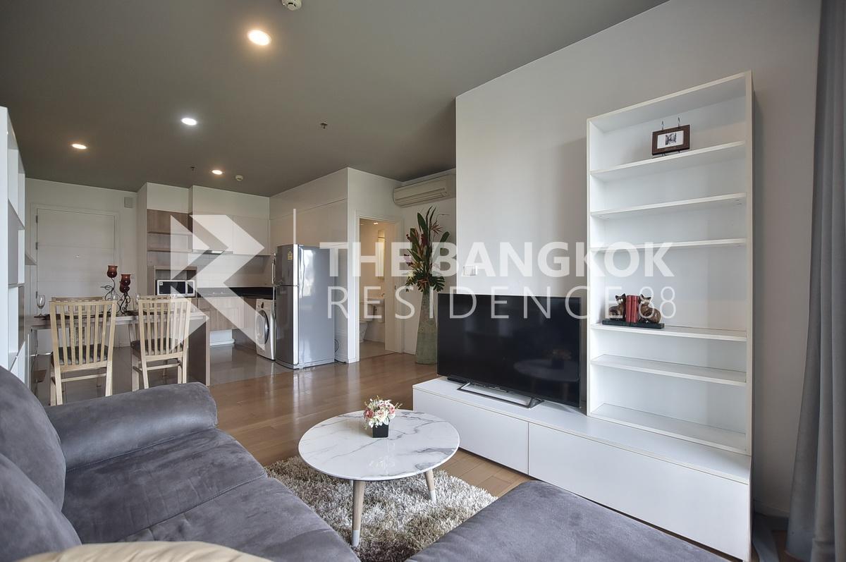 picture Condo with the Best Location Blocs 77 - 4/10